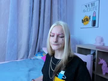 webcam girl erika__lodge image #2241119