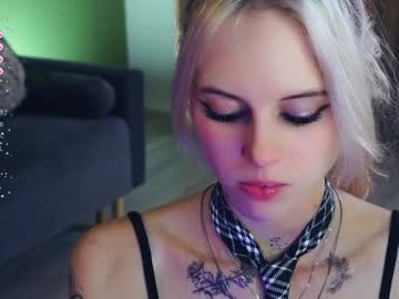 webcam girl audreycarvin image #7776546