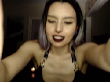 webcam girl runacrow image #4481536