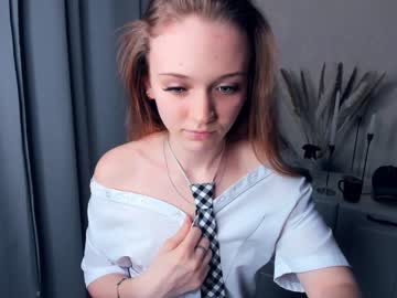 webcam girl caressing_glance image #6312184
