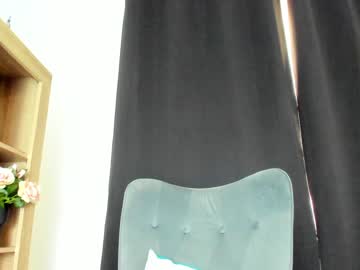 webcam girl 9harlotte99 image #3960623