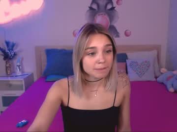 webcam girl babyfromtheforest image #3856443