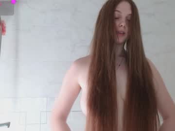 webcam girl small_blondee image #9177927