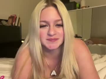 webcam girl zeekthefreek22 image #9479507