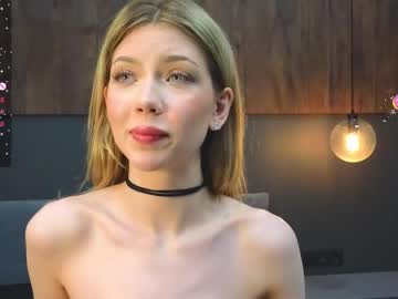webcam girl rainauge image #9335184