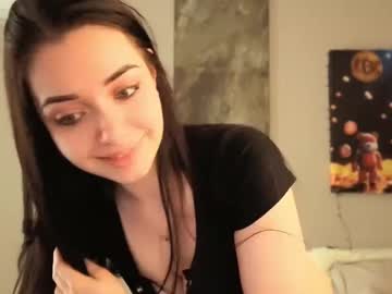 webcam girl mcflurry18 image #9537415