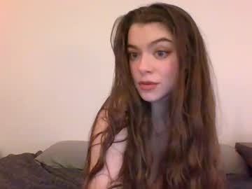webcam girl rosegold18 image #3215277