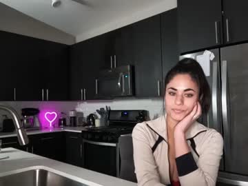 webcam couple ari_lovexo image #5718763