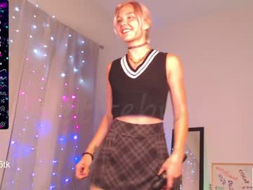 webcam girl petitebrat image #4979735