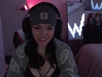 webcam girl winnierides image #8688646