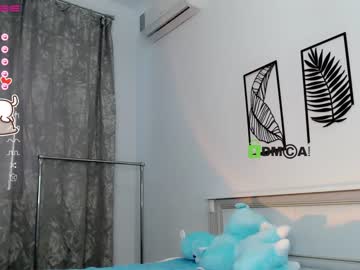 webcam girl small_blondee image #3281522