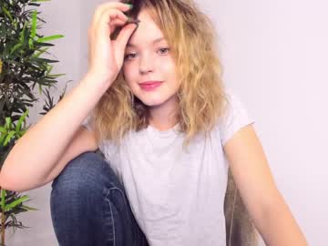 webcam girl dianaholiday image #3326157