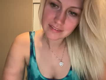 webcam girl smexxii93 image #7525840