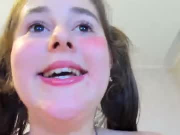 webcam girl emilia_bailey image #176384