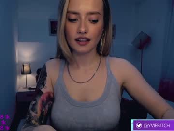 webcam girl _yvie_ image #4483963