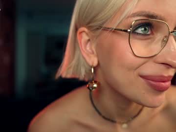 webcam girl artmosphera image #7105596