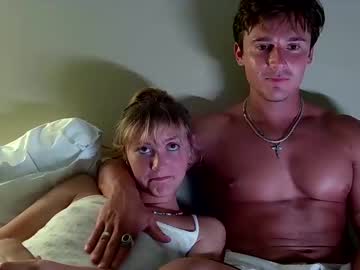 webcam couple meowmeow1111112 image #7421040