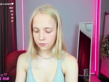 webcam girl appr0ved image #2700518