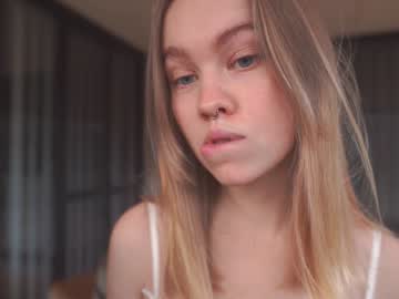 webcam girl bibi_it_is image #4467721