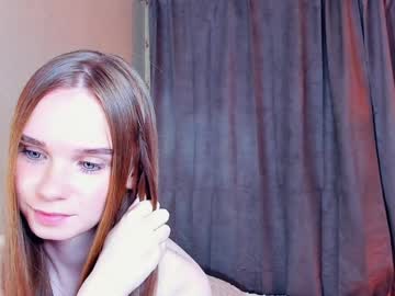 webcam girl gwen_sunrise image #8139293