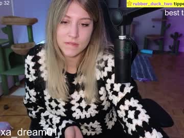 webcam girl alexa_dream image #6525325