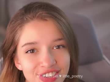 webcam girl little_poetry image #9603658