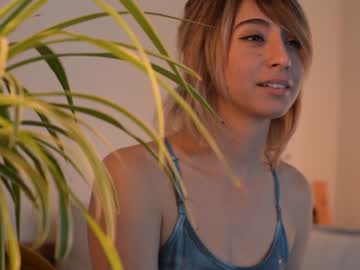 webcam girl lizmreow image #2251372