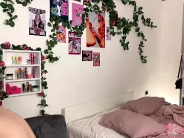 webcam girl bloomyboom image #9174630