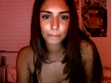 webcam girl honeybear00 image #3559456