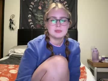 webcam girl sarahmartin420 image #4714157