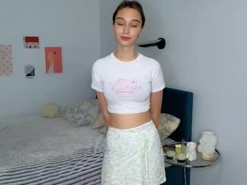 webcam girl smoothnesss image #9595262