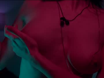 webcam girl chaturbatable image #6535240