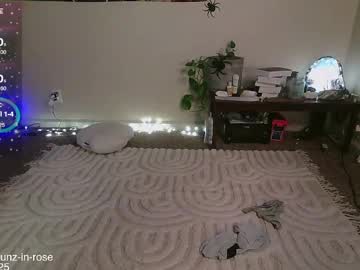 webcam couple gunzinrose image #9003554