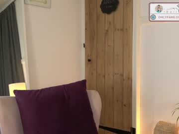 webcam girl belle_jlou image #2657636