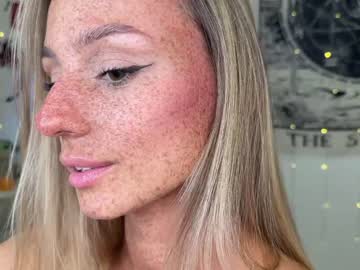 webcam girl artease image #5572564