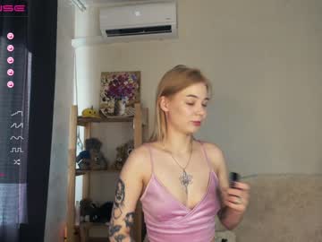 webcam girl cutie_moon image #1354303
