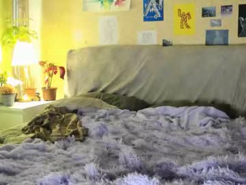 webcam girl nessaa_moree image #3776399