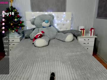 webcam girl emmika_ image #888735