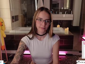 webcam girl oooops__ image #8662044