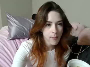 webcam girl milkywhiiite image #2339354