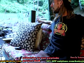 webcam couple honeyand_thebear image #1884983