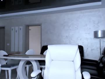 webcam girl ingridblondy94 image #5636166