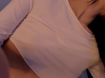 webcam girl aerri_lee image #3138772