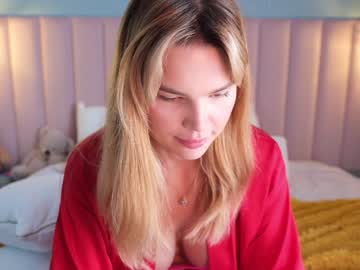 webcam girl love_you_to123 image #5220126
