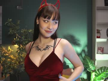 webcam girl ella_knockers_xl image #1413588