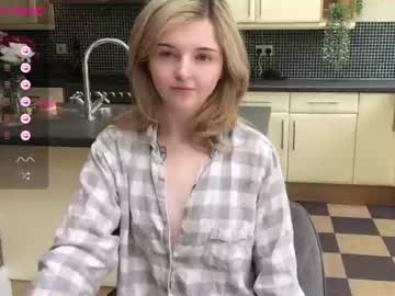 webcam girl lucydelovely image #4375059