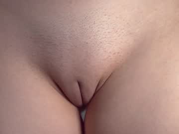 webcam girl _maybelin_ image #687080