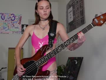 webcam girl petitebrat image #7799614