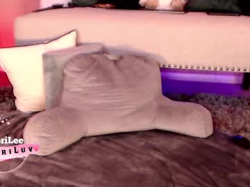 webcam girl aubrilee image #651190
