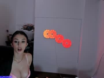 webcam girl hotfallingdevil image #6741551